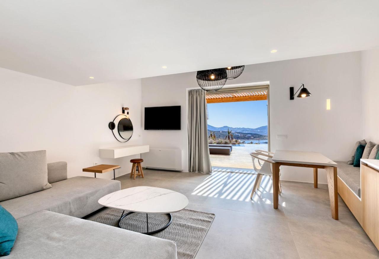 Panormos Bay Suites Exterior photo