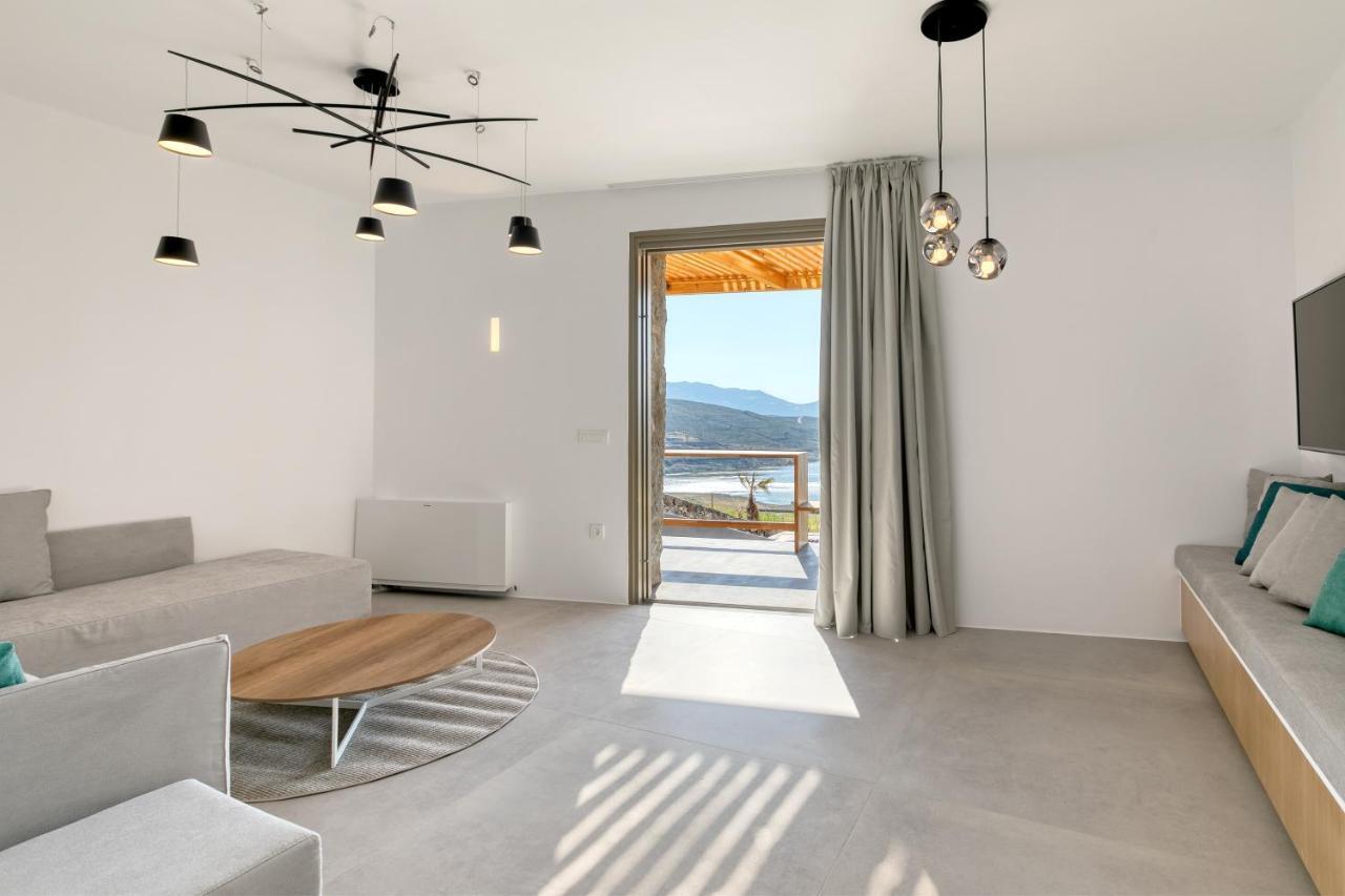 Panormos Bay Suites Exterior photo